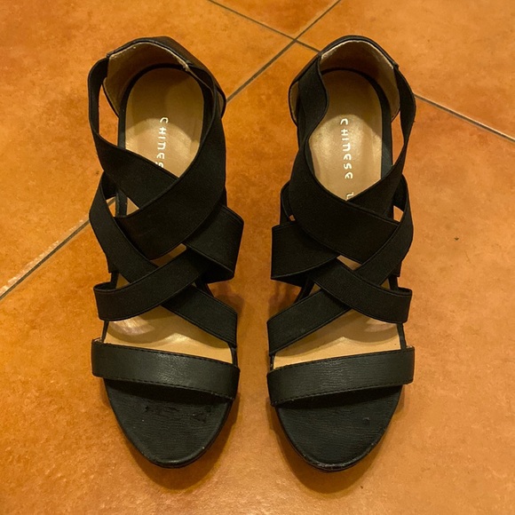 Chinese Laundry strappy wedges 5" platforms. Sexy, comfortable. Great Condition - Picture 1 of 8